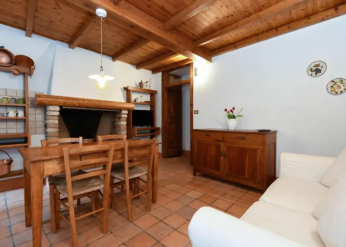 Taverne By Interhome Lejlighed Tignale